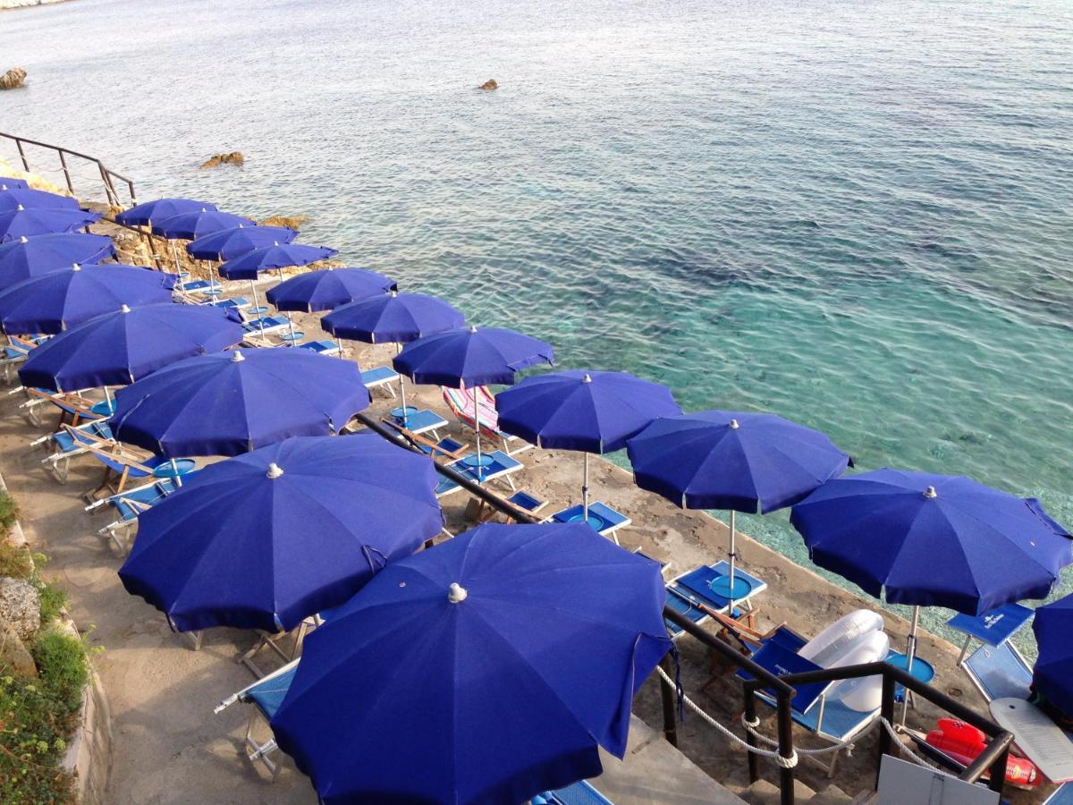 Hotel Villa Ombrosa 포르토페라이오 외부 사진