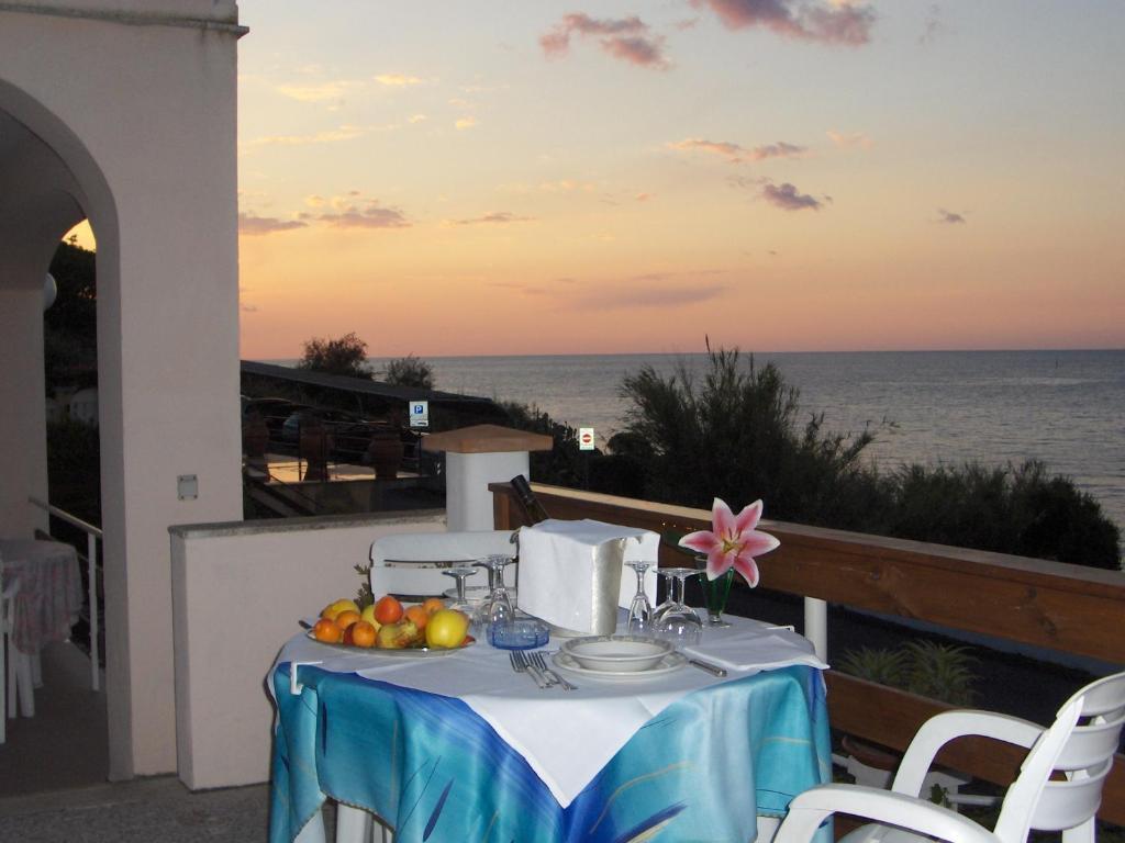 Hotel Villa Ombrosa 포르토페라이오 외부 사진